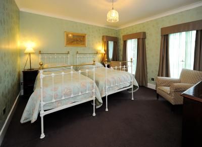 Swît Ddau Wely Pentref